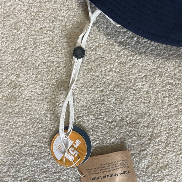 Bucket hat - Picture 4 of 6